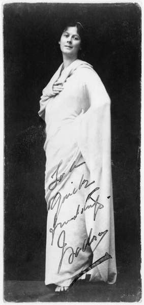 Isadora Duncan (1877-1927) (b/w photo)  von French Photographer