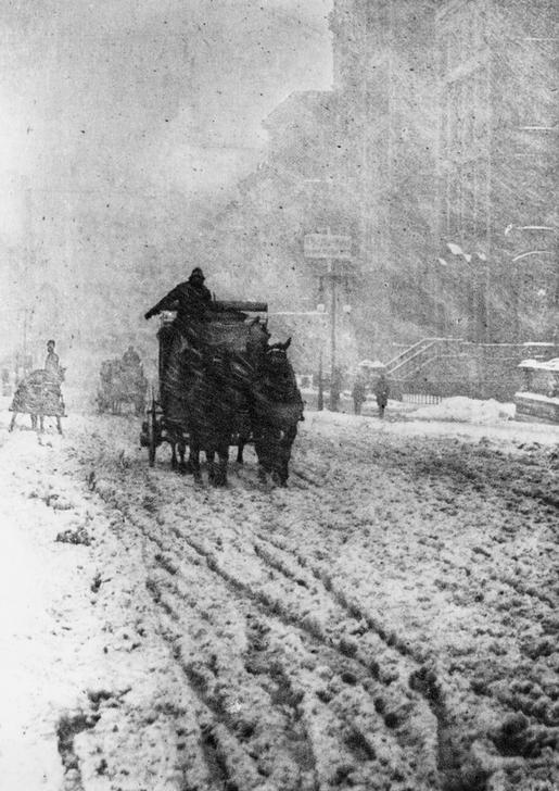 Die Fifth Avenue im Schneegestöber von Alfred Stieglitz