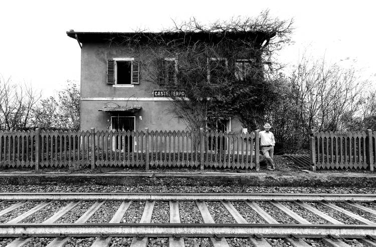 The station of Castelferro von Carlo Ferrara