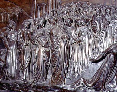 The Shrine of St. Zenobius, detail of the crowd from the Miracle of the Strozzi Boy von Lorenzo Ghiberti