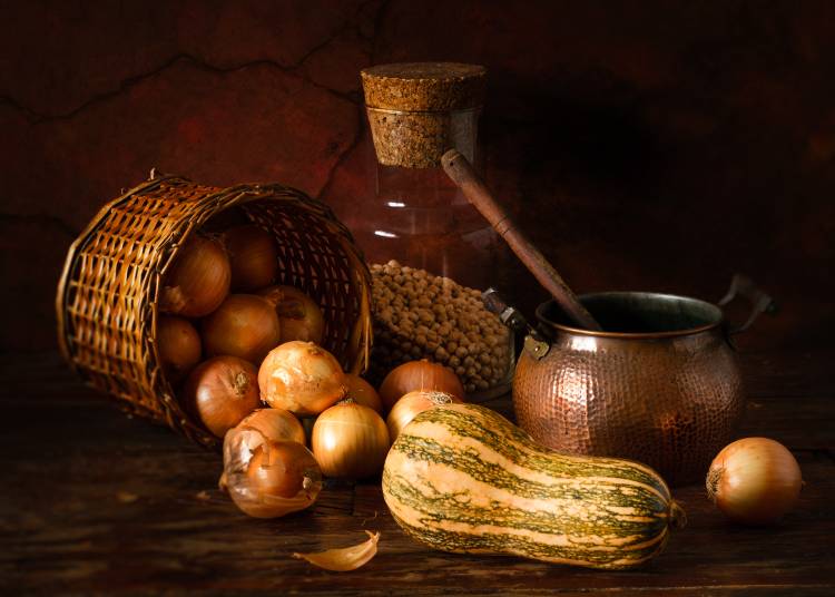 Onions and pumpkin von Luiz Laercio