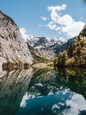 Obersee beim Königssee, Spiegelung, Berchtesgaden Nationalpark 2019