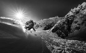 Snow splash over the edge