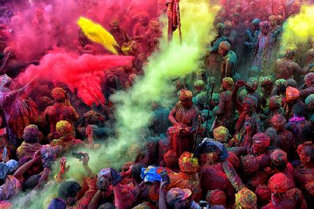 Buntes Holi