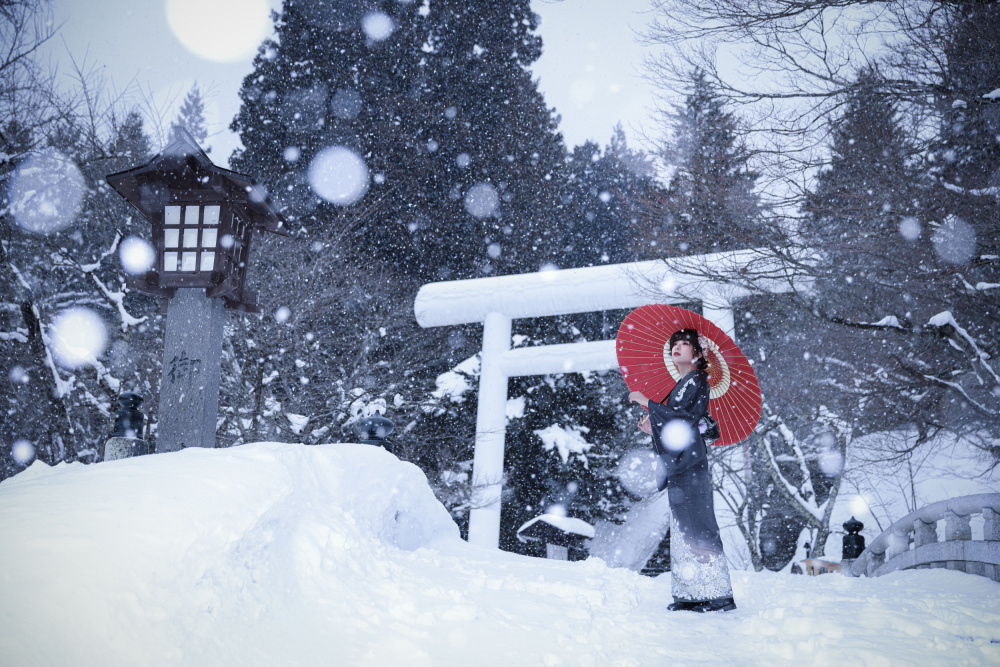 Winterschrein in Japan von Tsutomu Sakamoto
