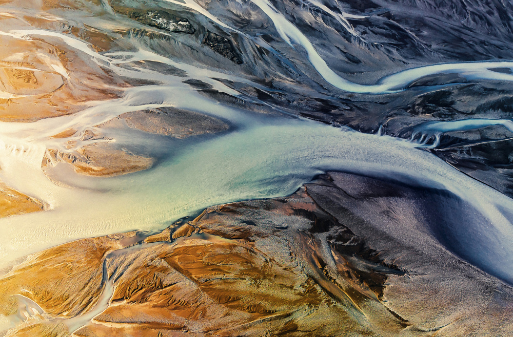 Kunst der Natur: Gletscherflüsse in der Abenddämmerung von Wei (David) Dai